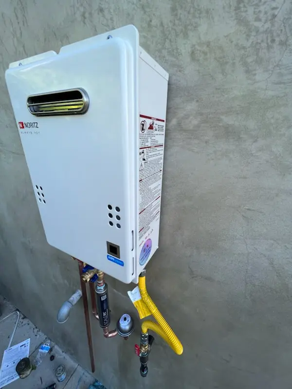 Tankless water heater installation for Finktown homes